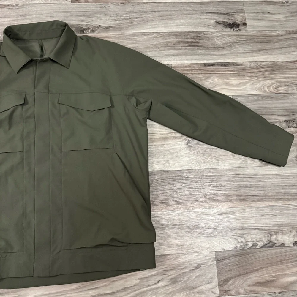 Lululemon Men's Cargo Pocket Shirt Jacker in Olive Size XXL